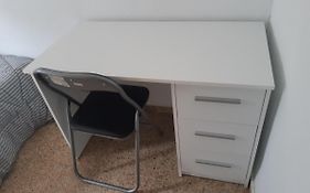 Room In Guest Room - Peaceful Accommodation In Madrid Near Atocha